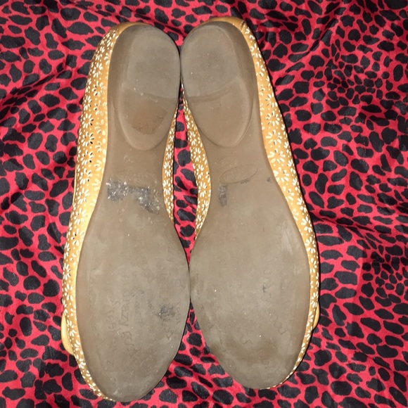 Dr. Scholl's Gift Natural Ballet Flats - Picture 3 of 4